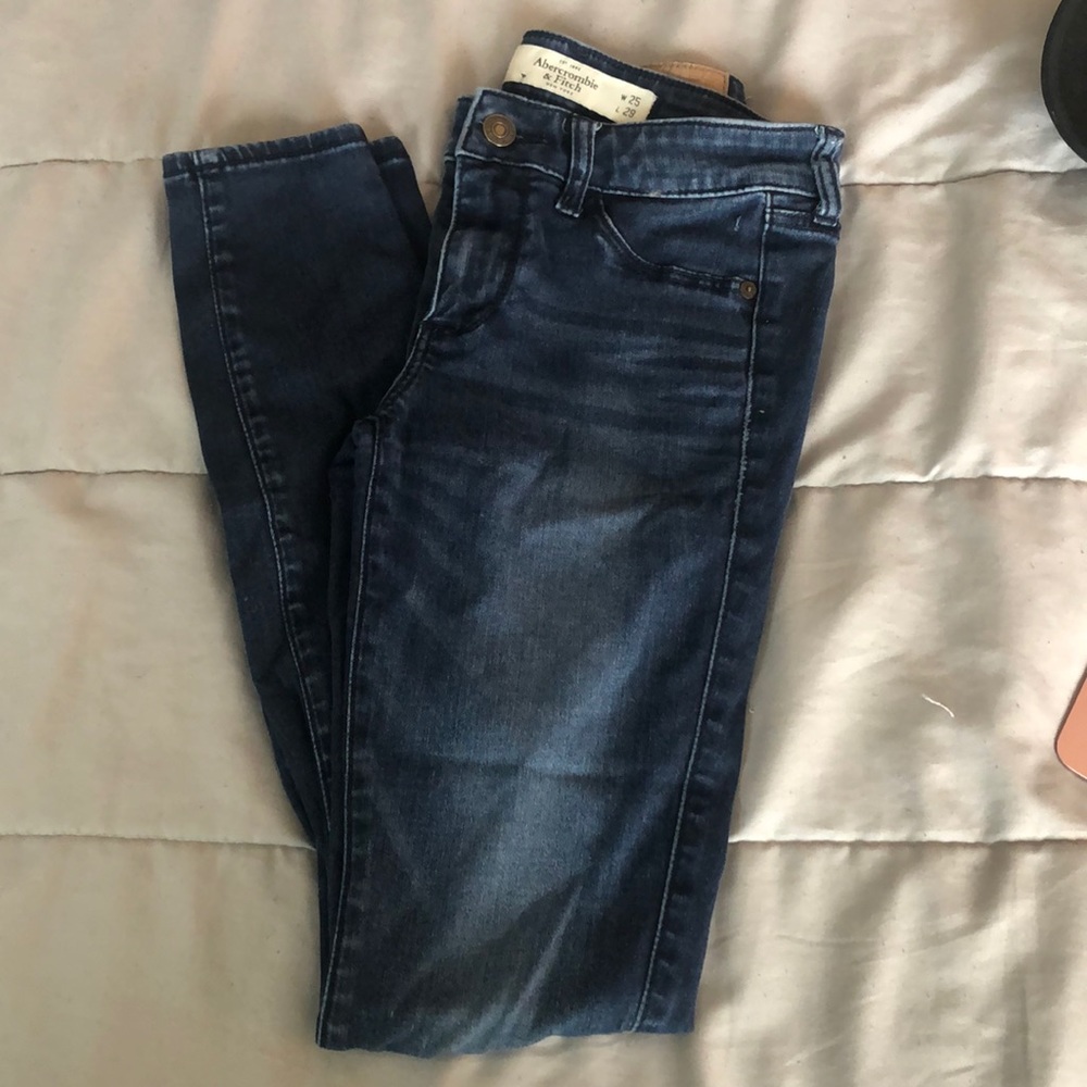 Size 25 Abercrombie skinny jeans